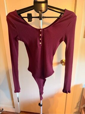 Shinestar Ribbed Long-Sleeve Bodysuit - Plum